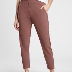 Athleta Brooklyn ankle pant size 26 hearth rose color